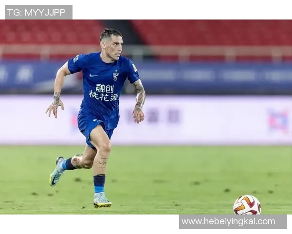 中超赛场上斯坦丘精彩破门助力球队夺得关键胜利