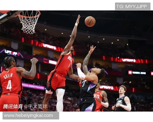 爵士队再胜一场，锁定次轮季后赛资格