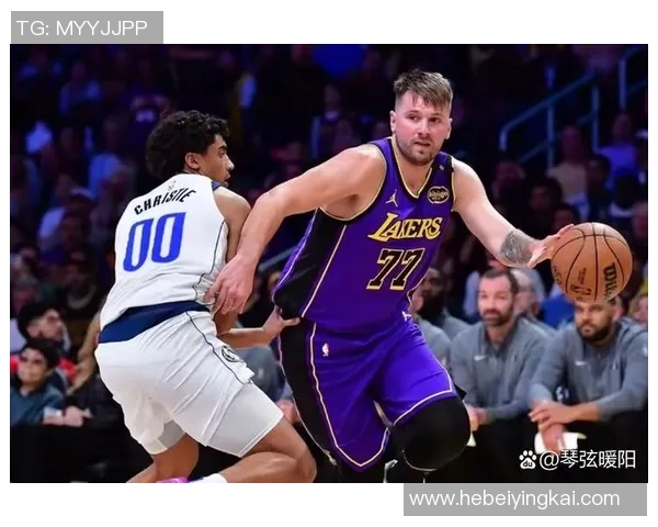 赛后专家对湖人表现进行点评：表现非常稳定